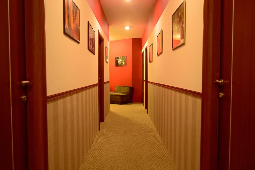 Domus Aparthotel スコピエ エクステリア 写真