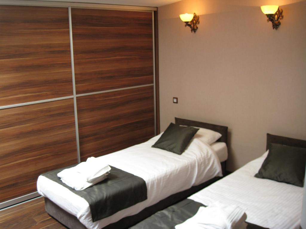 Domus Aparthotel スコピエ エクステリア 写真